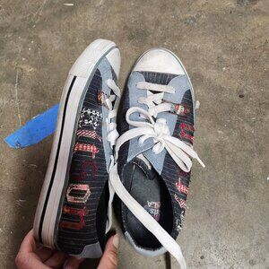 Kitson LA women's shoea